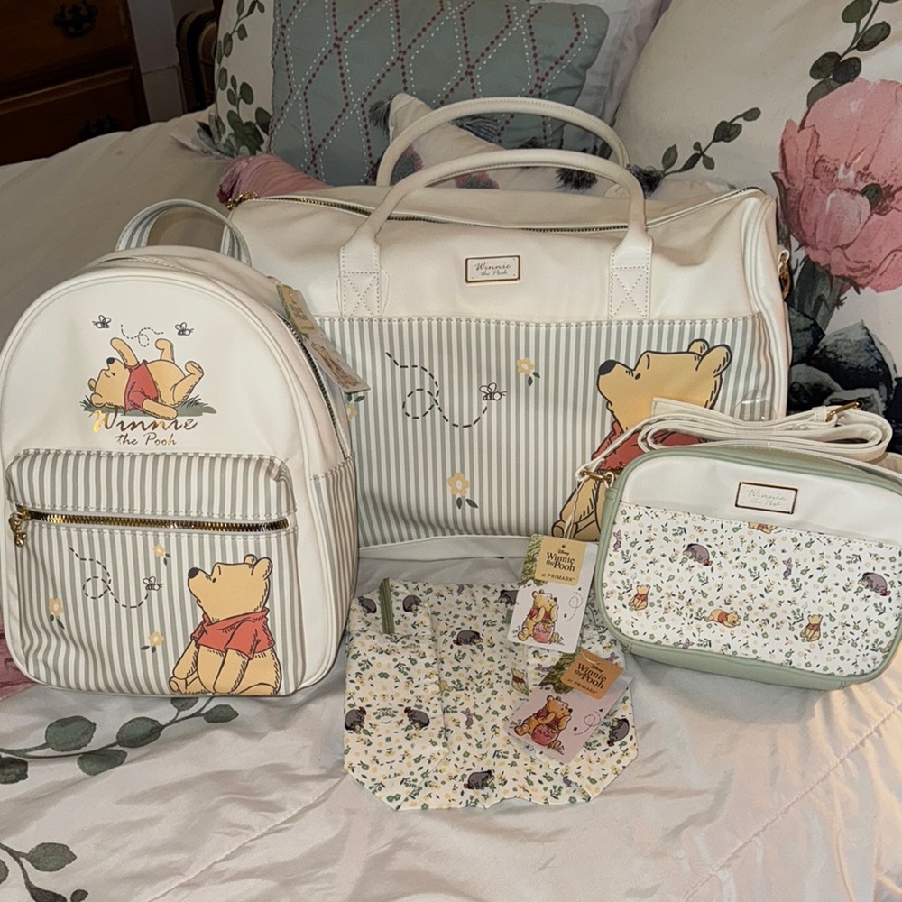 BNWT 4 Pc. Primark Winnie the Pooh Travel Set